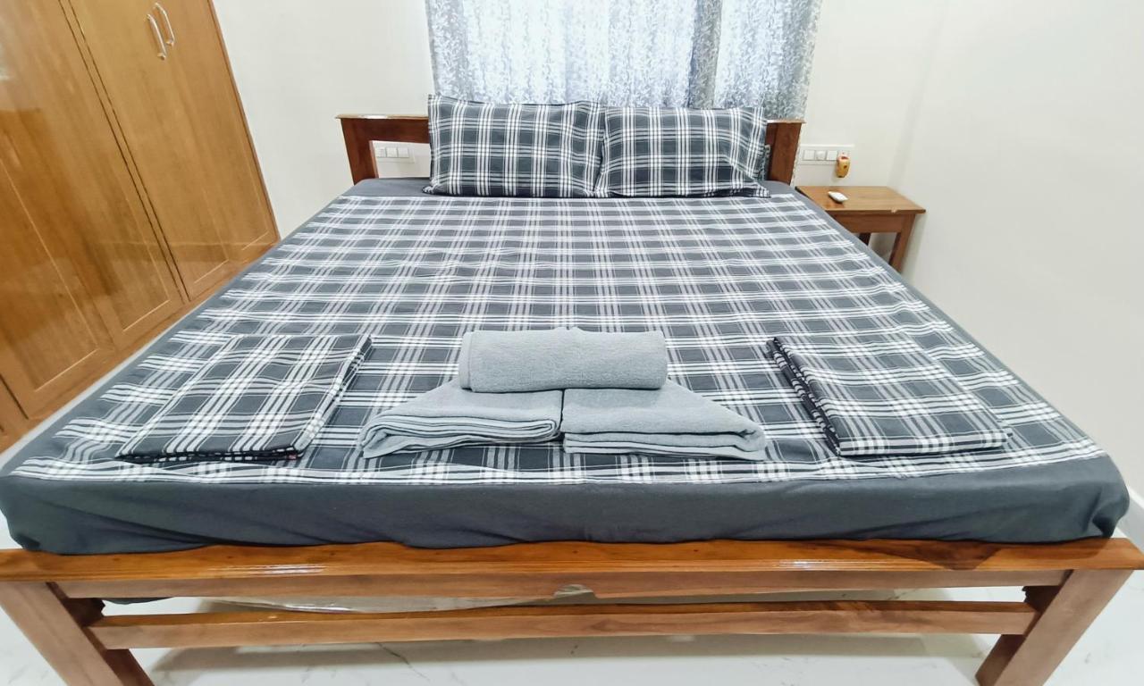 Truelife Homestays - Chinmai Nivas: Modern Mountain View Family Retreat Tirupati Exterior photo